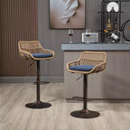 2 taburetes giratorios de bar con reposapiés, estructura de metal, capacidad de carga de hasta 250 lbs, sillas de bar retro de altura ajustable de 35.04 a 42.9 pulgadas