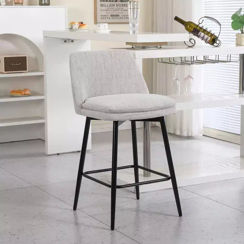 Juego de 2 taburetes de bar de altura de mostrador con giro de 360°, taburetes de bar tapizados en lino con respaldo y patas de metal, para isla de cocina, pub en casa