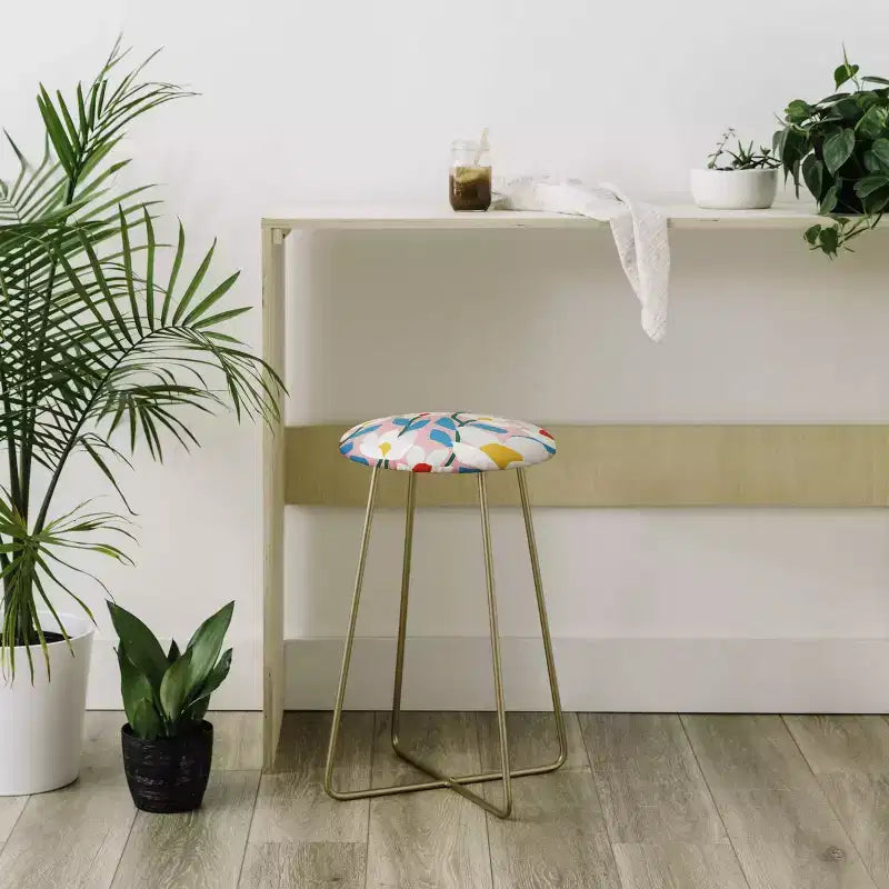 Taburete de bar a la altura de la encimera Maritza Lisa White Springs Florals